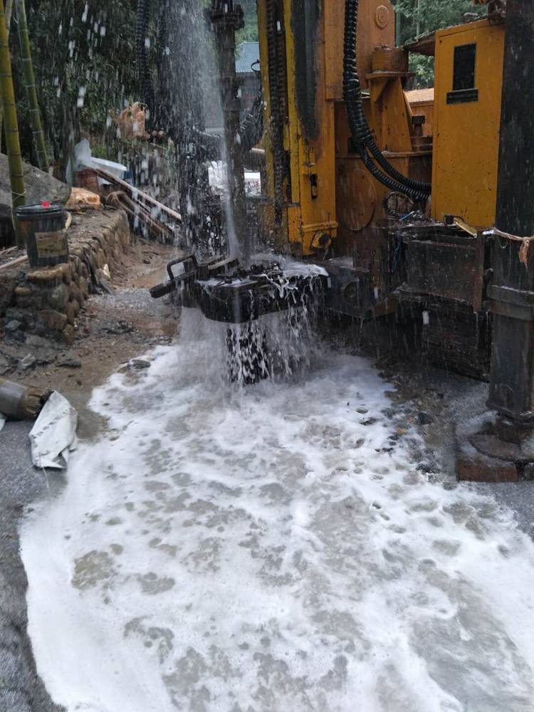 181816783.jpg 深水井1.jpg